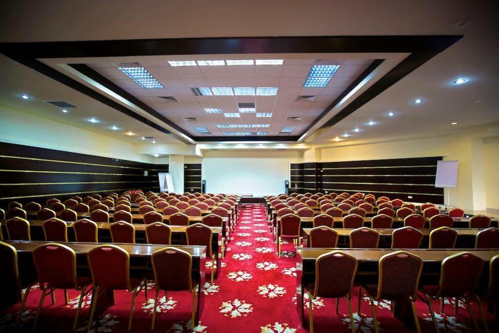 Hotel Delta 4 Тулча Экстерьер фото